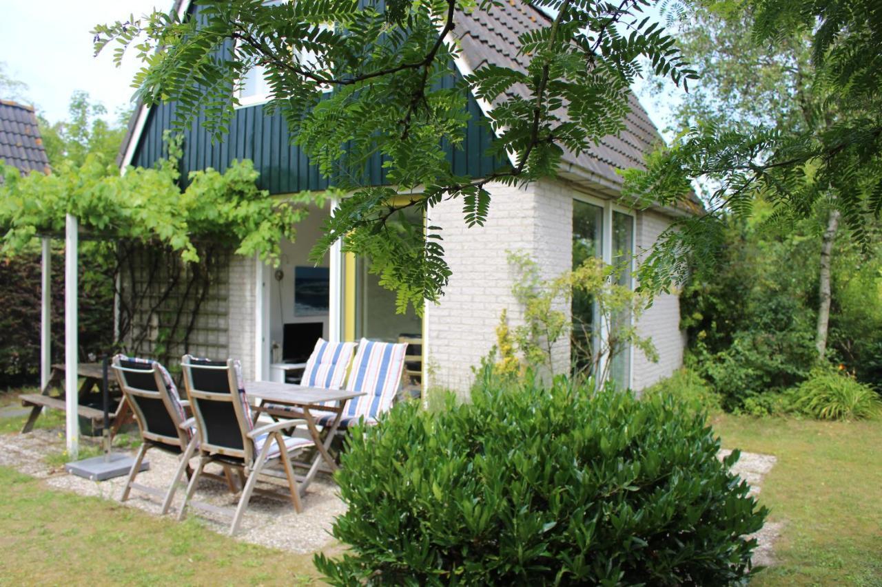 Bungalows – Bungalowpark Mooyeveld – Uniek gelegen in de duinen! Egmond-Binnen Kamer foto