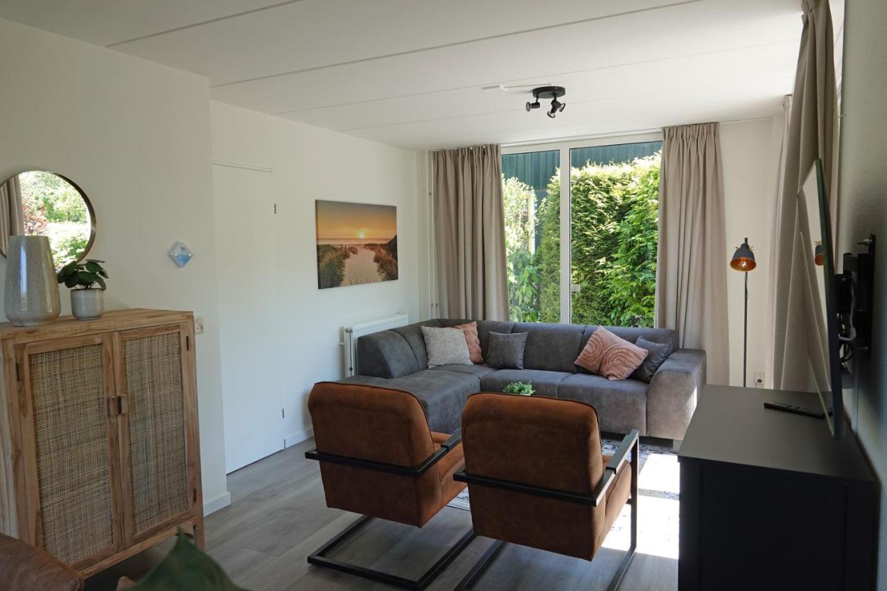 Bungalows – Bungalowpark Mooyeveld – Uniek gelegen in de duinen! Egmond-Binnen Kamer foto